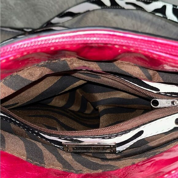 Designed by HANANEL Flowers Bloom Crossover Bag - Picture 5 of 8